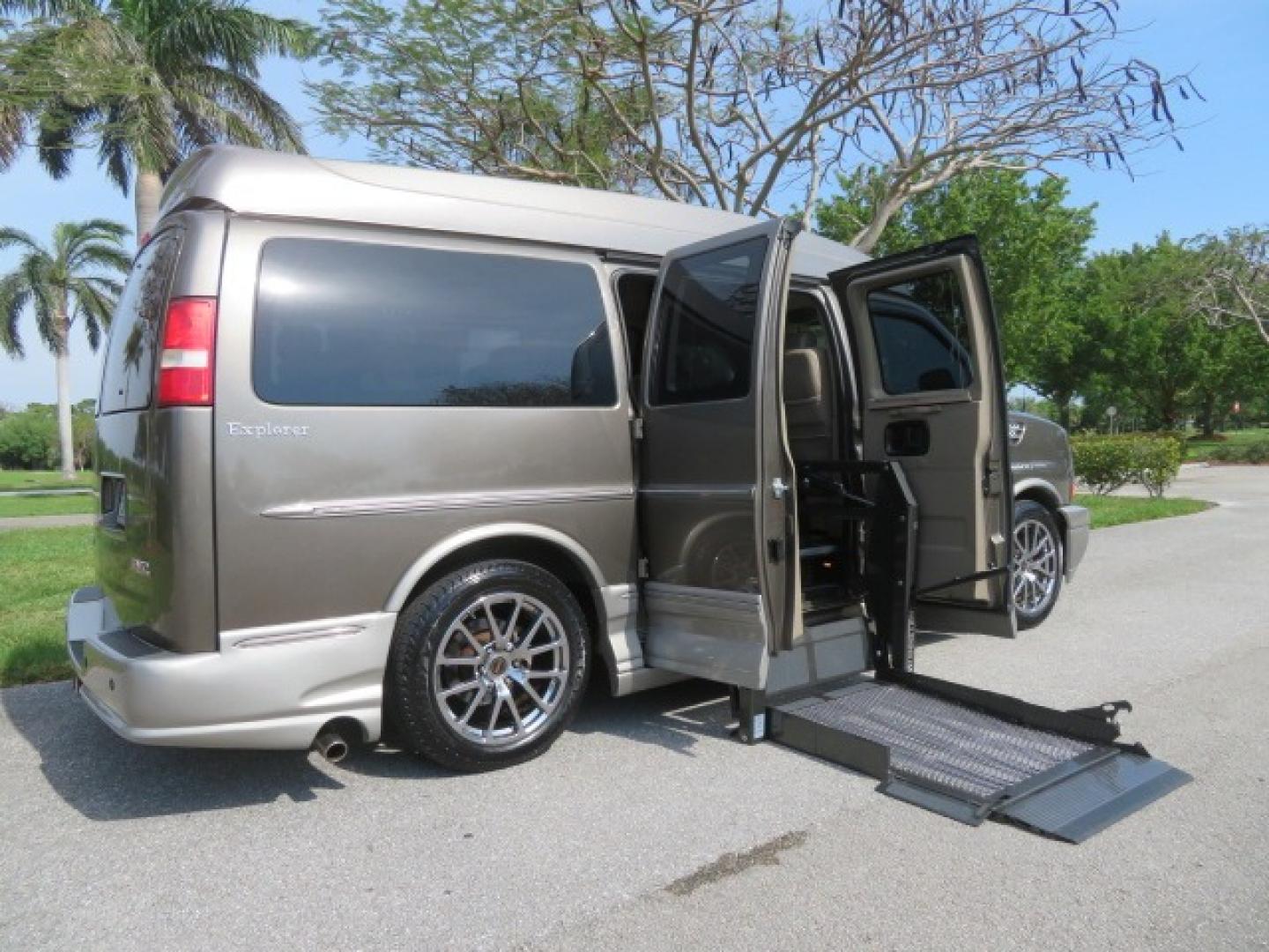 2013 /Beige Two Tone GMC Savana RV G1500 3LT (1GDS7DC45D1) with an 5.3L V8 OHV 16V engine, 4-Speed Automatic transmission, located at 4301 Oak Circle #19, Boca Raton, FL, 33431, (954) 561-2499, 26.388861, -80.084038 - You are looking at a Gorgeous 2013 GMC Savana 1500 High Top Conversion Van Explorer Limited SE Package Handicap Wheelchair Conversion Van with 72K Original Miles, Side Entry Braun Millennium Series Wheelchair Lift, Rubber Floor, Q-Straint Tie Down System, Navigation, Back Up Camera, Huge flat Screen - Photo#42